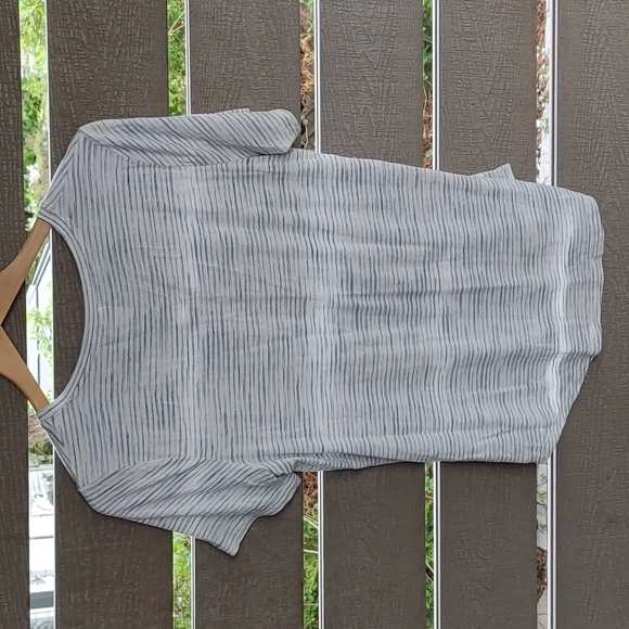 Set of‎ 2 Old Navy tee-shirt Size Medium - Picture 9 of 10